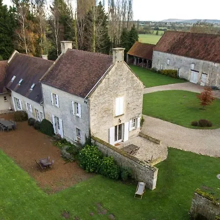 Maison De Famille Entre Et Campagne *